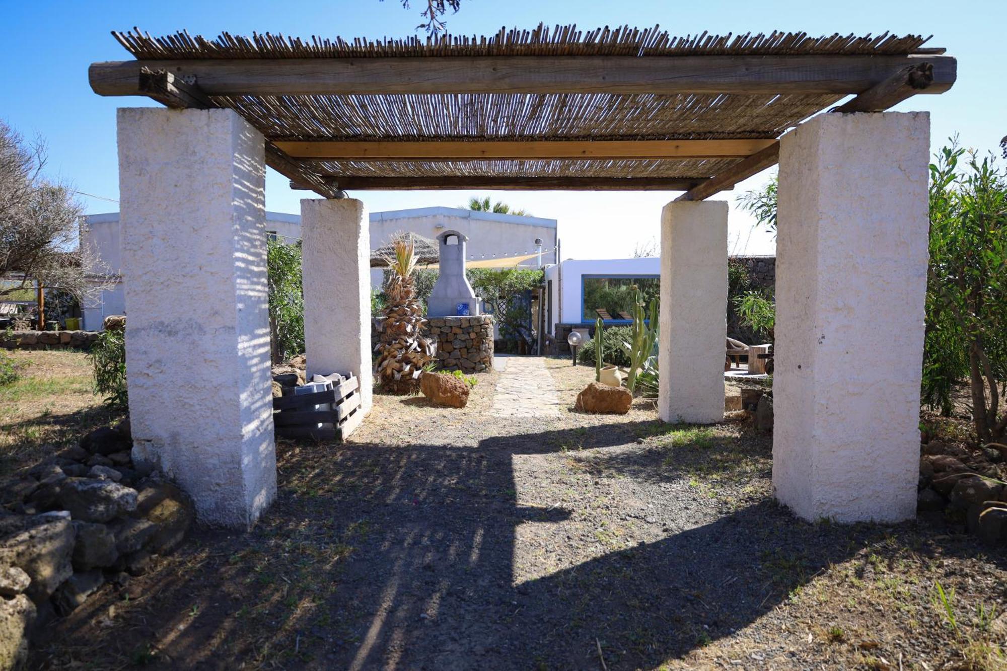 Casetta Il Mandorlo Pantelleria Exteriör bild